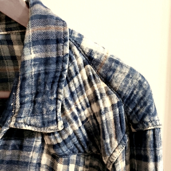 Silver Blue Plaid Soft Light  Flannel Stone Buttons Boho Western Women's Large - Picture 6 of 15